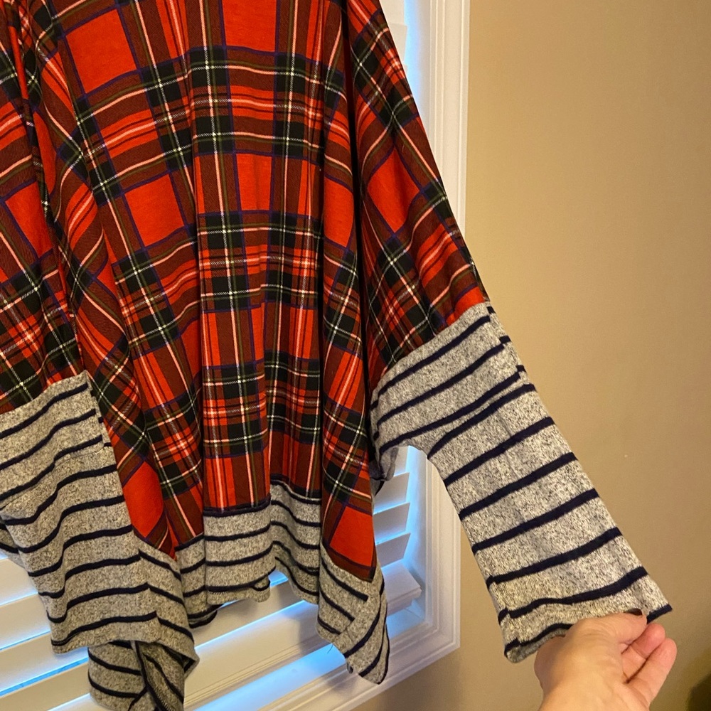 Bat wing top - Picture 3 of 4